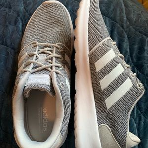 QT Racer Cloudfoam Sneakers